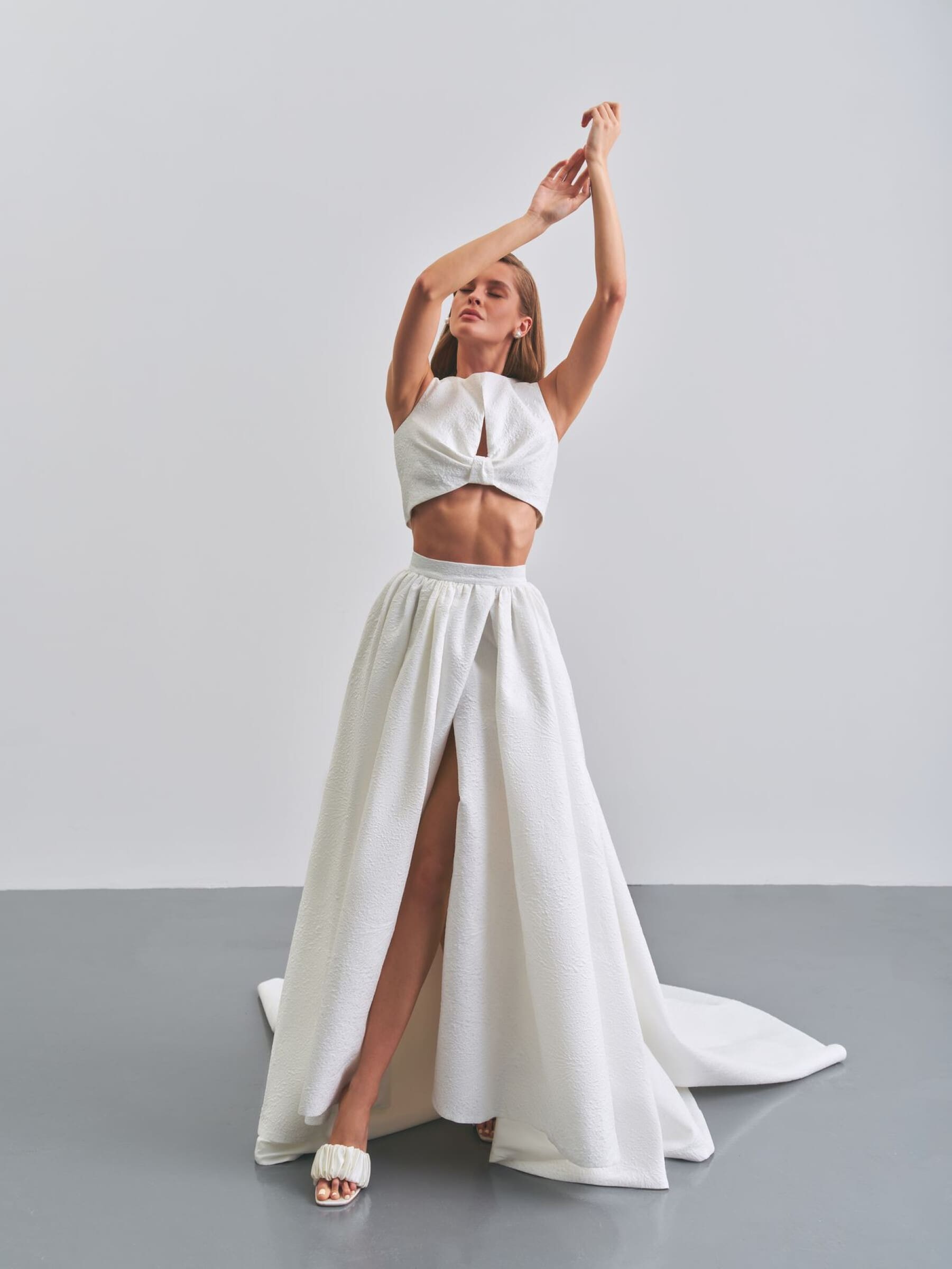 INNUENDO (BOLERO) - Image 3