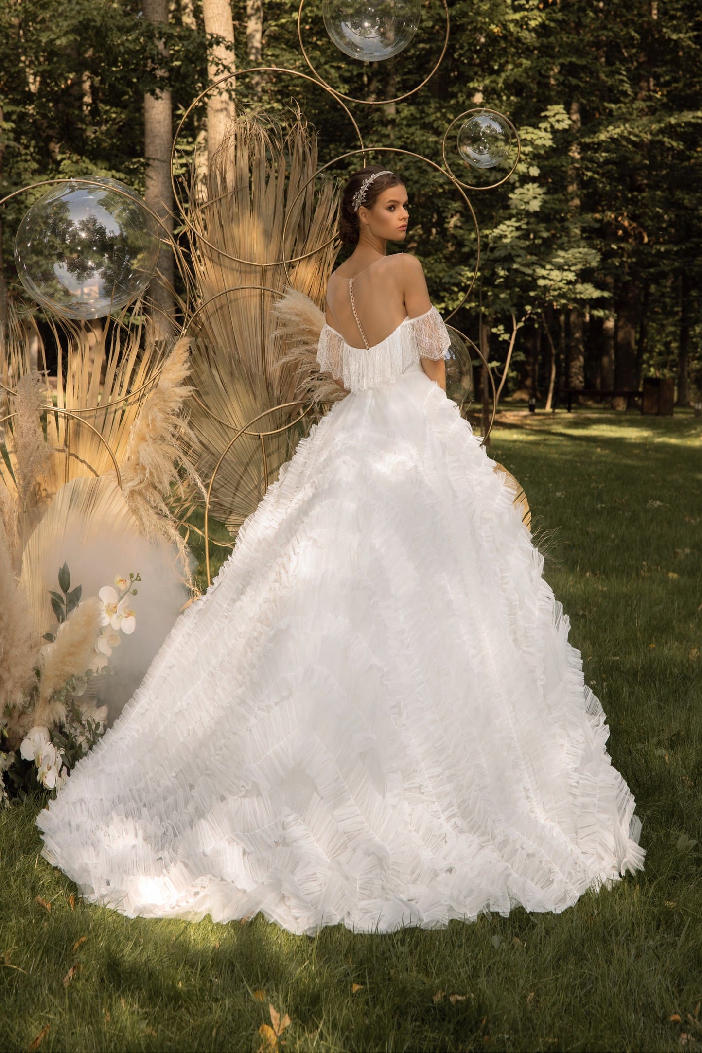 25220 Daphne - Image 3